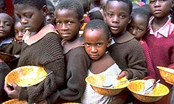 مردم هزینه افطاری خود را برای سومالی صرف کنند   